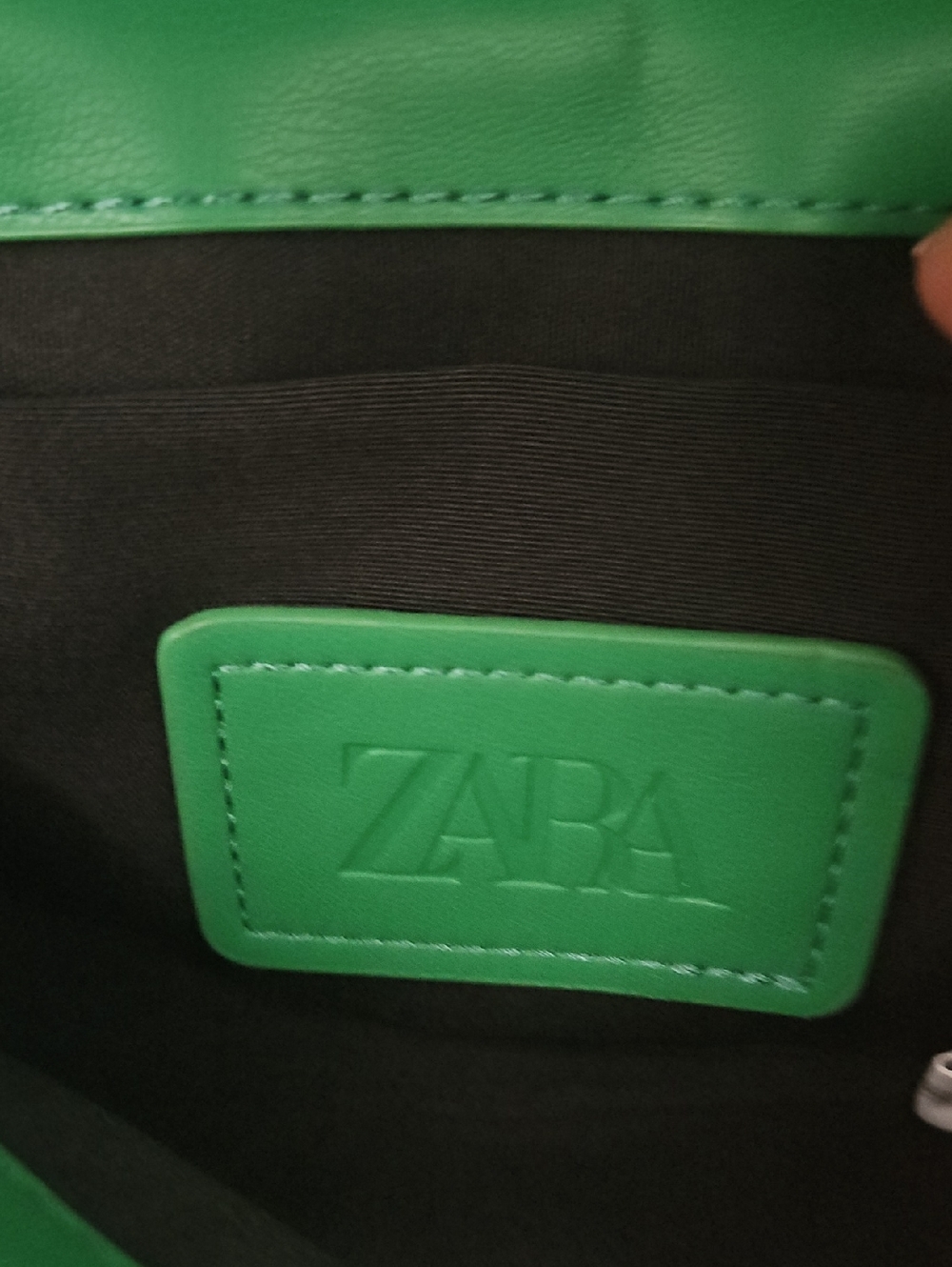 Zara Quilted Green Shoulder Medium Purse Bag Gold Chain Hardware - Picture 9 of 11